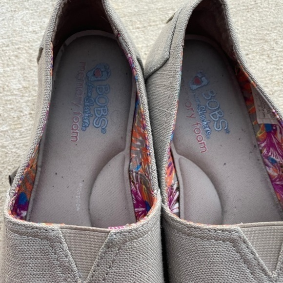 Bobs Memory Foam Shoes - Picture 2 of 3